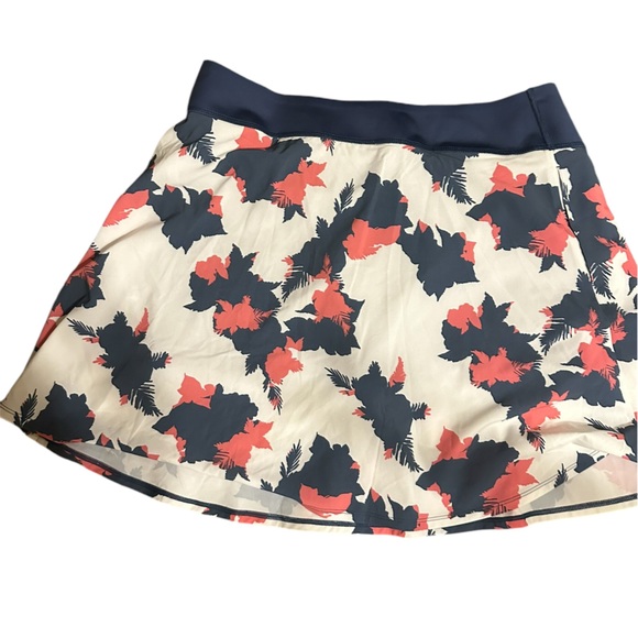 Puma golf skirt - Picture 2 of 3